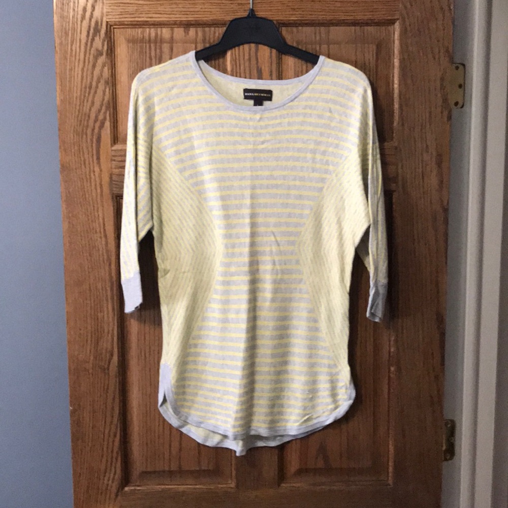 Dana Buchman lightweight sweater